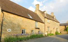 Cotswold Charm George Barn